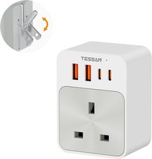 Plug Adaptor with 2 USB C and